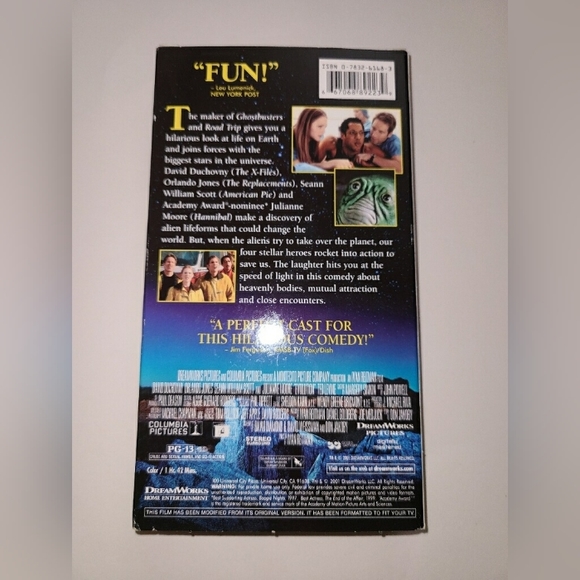 Evaluation Directed by Ivan Reitman Staring David Duchovny - Picture 4 of 5